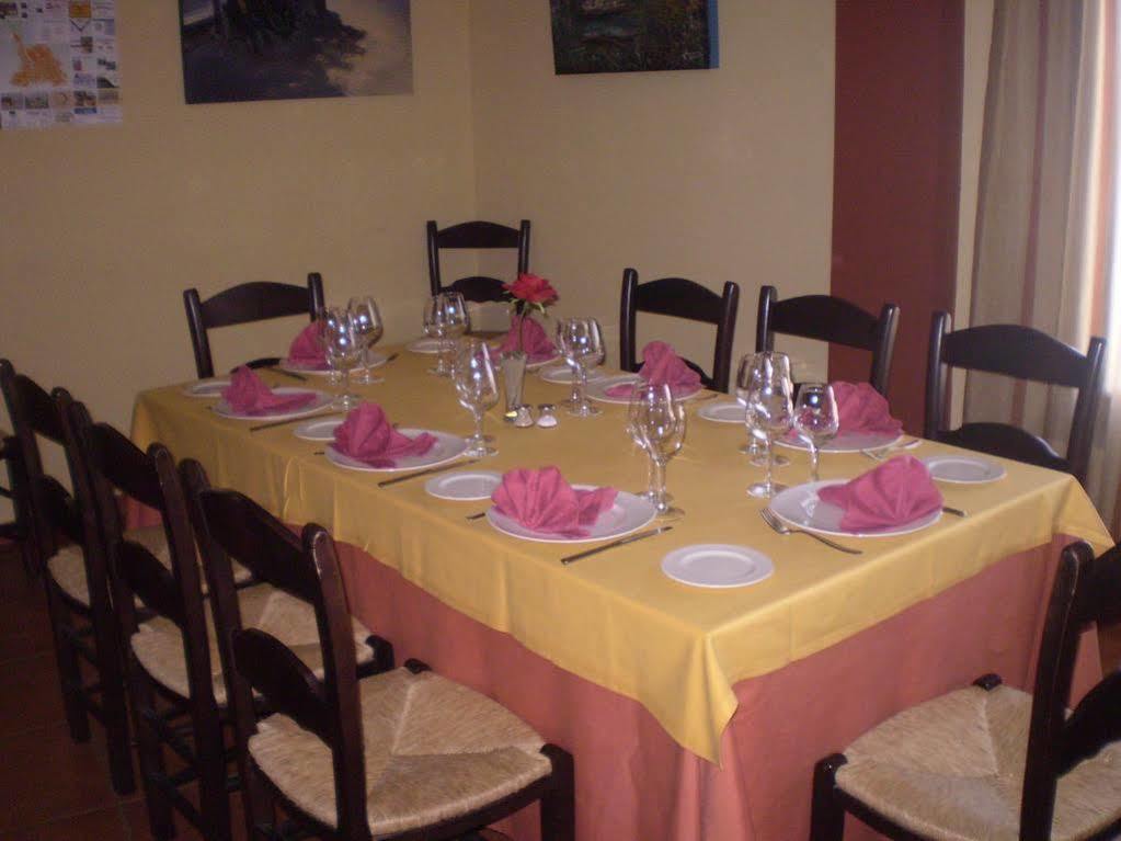 Hotel Balcon De Montes